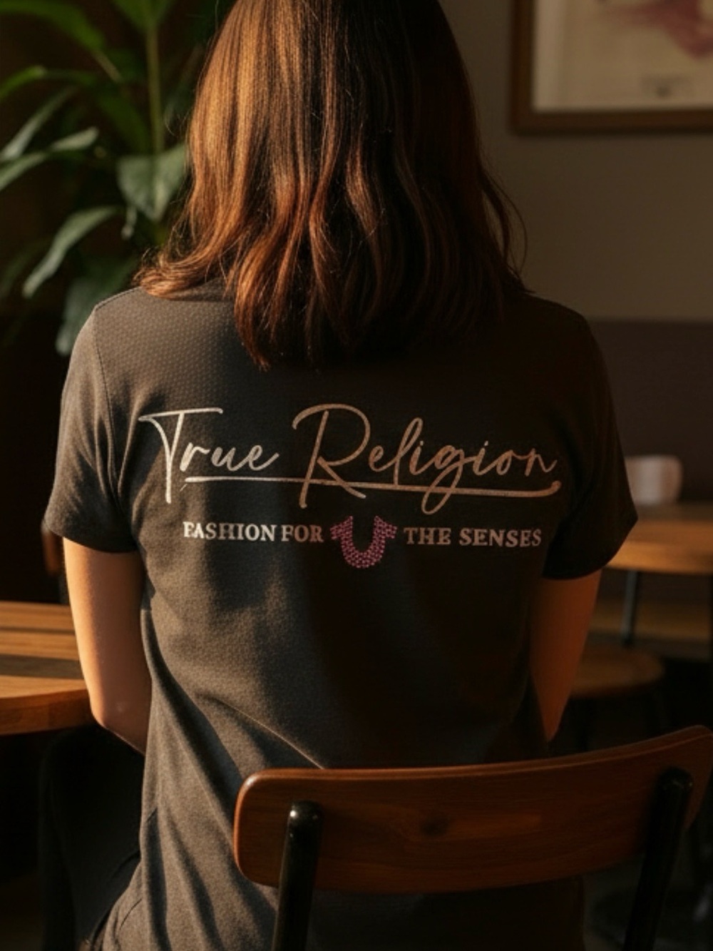 NWT True Religion Women's Rhinestone Logo V-Notch Cap Sleeve Tee Black S